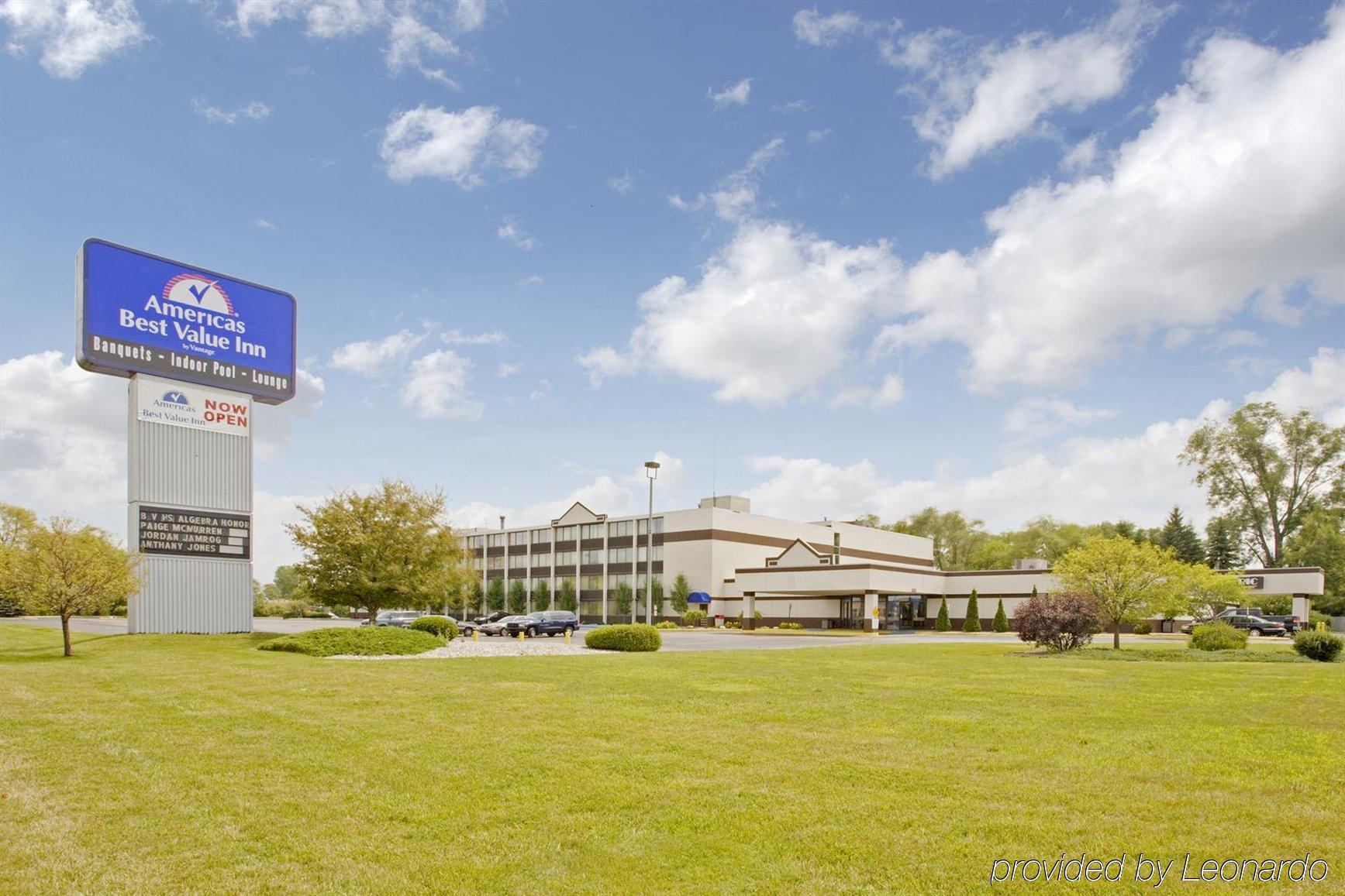 Americas Best Value Inn-Saginaw South Екстер'єр фото